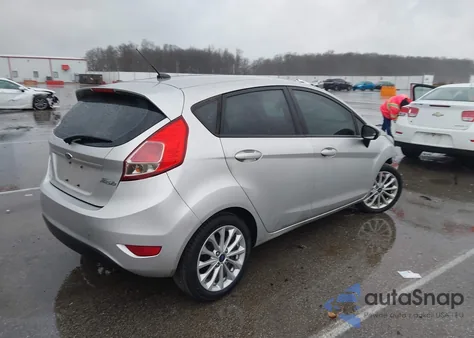 2014 Ford Fiesta Se z USA, uszkodzony, nr VIN 3FADP4EJ3EM168733